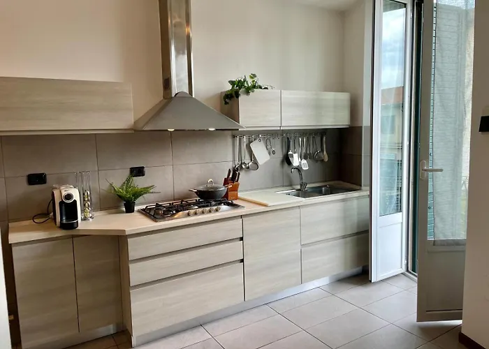 Bnbook Cornelia's * Besozzo