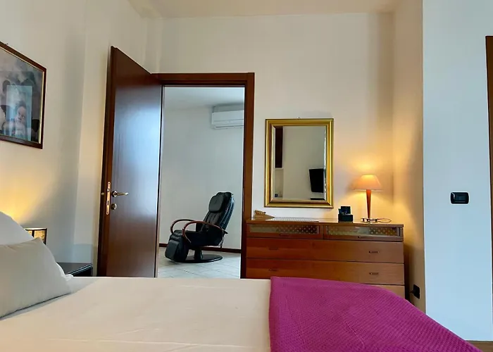 Bnbook Cornelia's * Besozzo