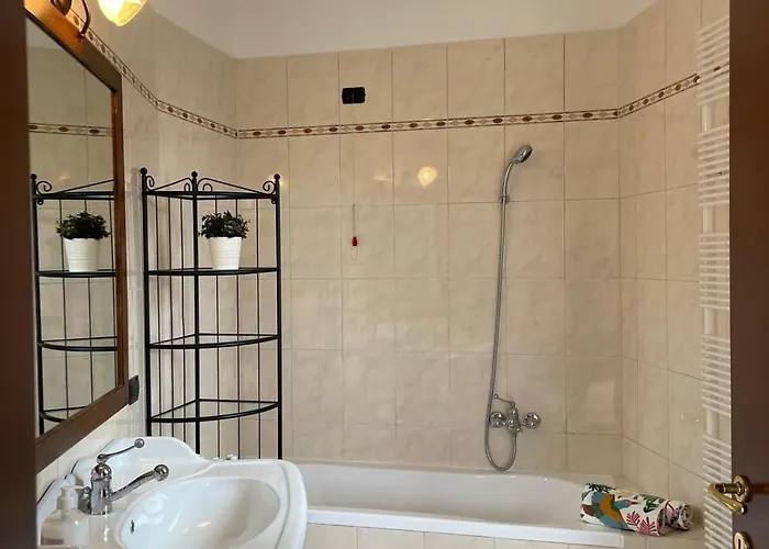 Bnbook Cornelia's Apartament Besozzo